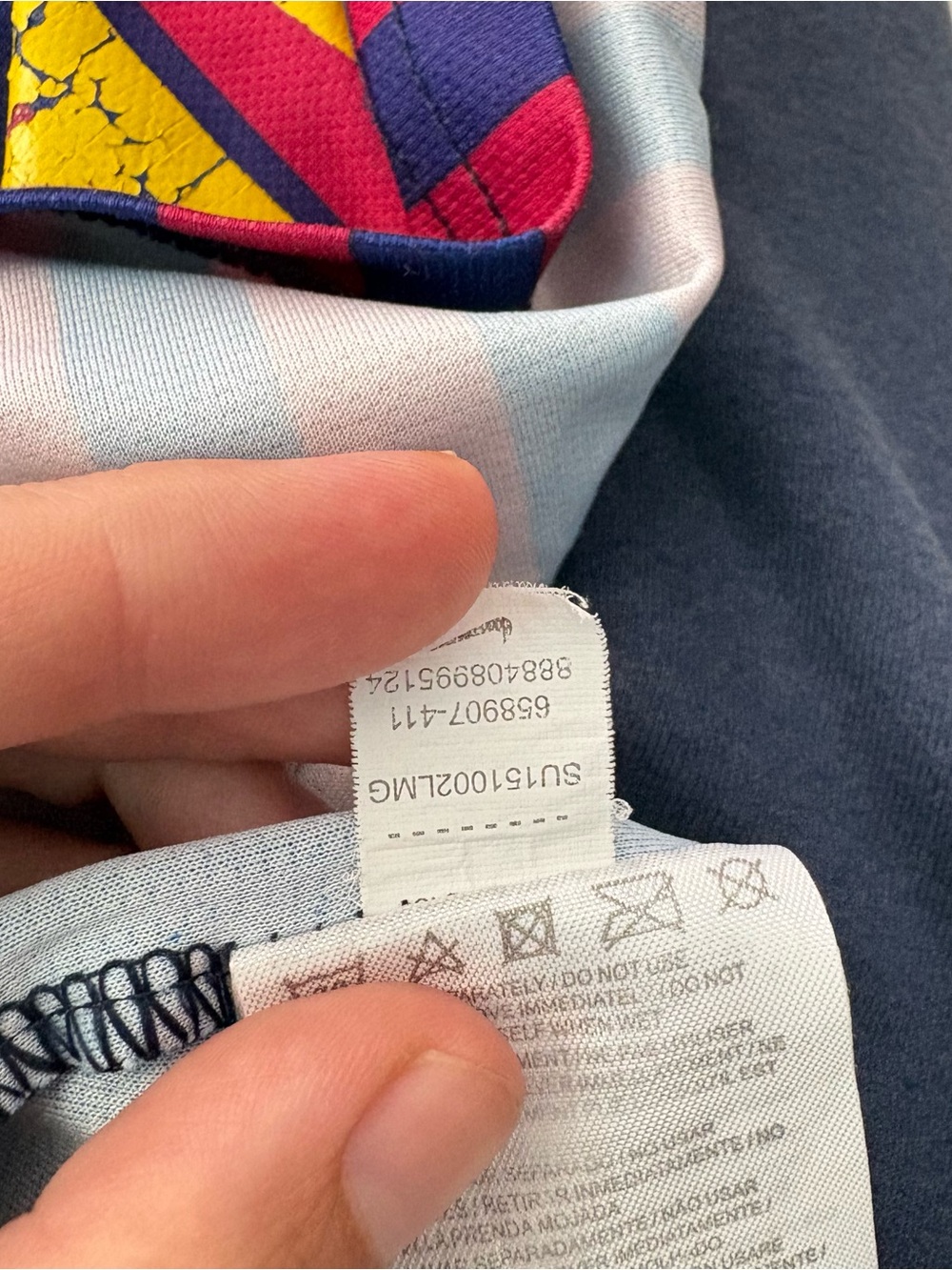 Nike FC Barcelona 2018-19 Home Jersey #10 Lionel Messi Youth Size 24 - Picture 6 of 7